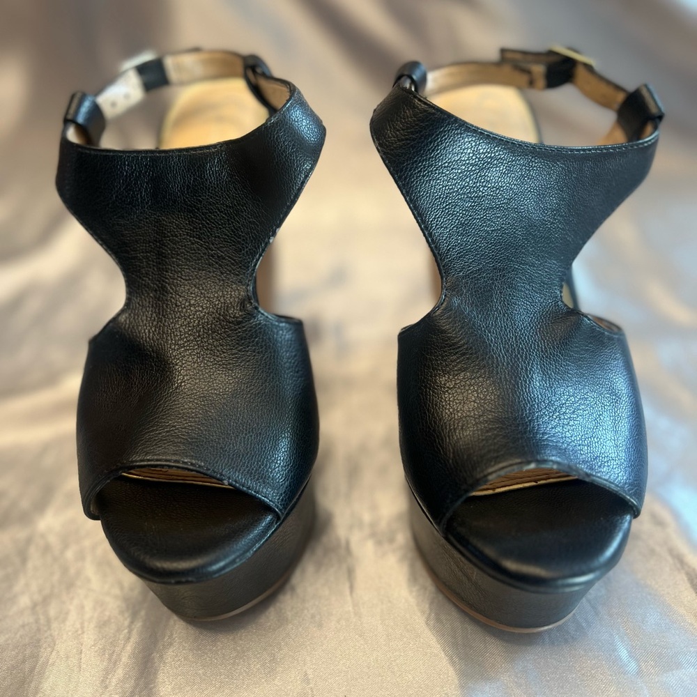 Jessica Simpson Black Women's Platform